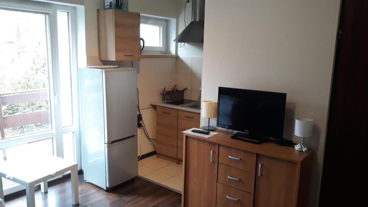 Apartamenty I Pokoje Przy Parku Jelenia Gora Bagian luar foto