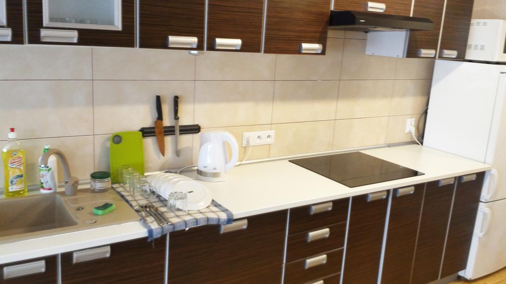 Apartamenty I Pokoje Przy Parku Jelenia Gora Bagian luar foto